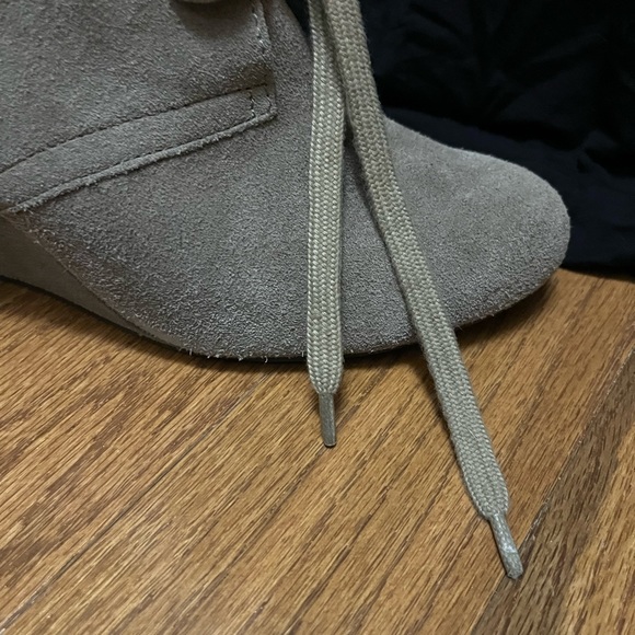 Suede heeled booties - Picture 6 of 14